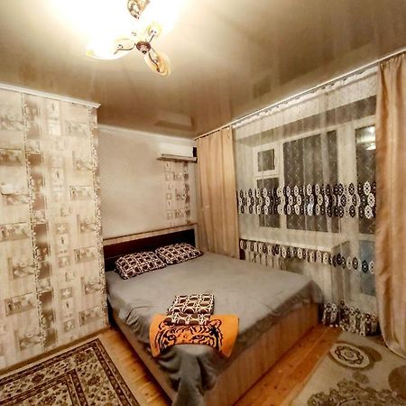 Flat in the city center Uralsk Ngoại thất bức ảnh