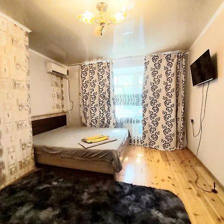 Flat in the city center Uralsk Ngoại thất bức ảnh